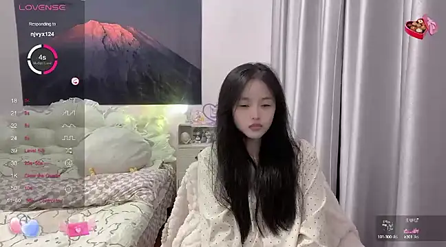 Mia-6688 online show from 01.18.25