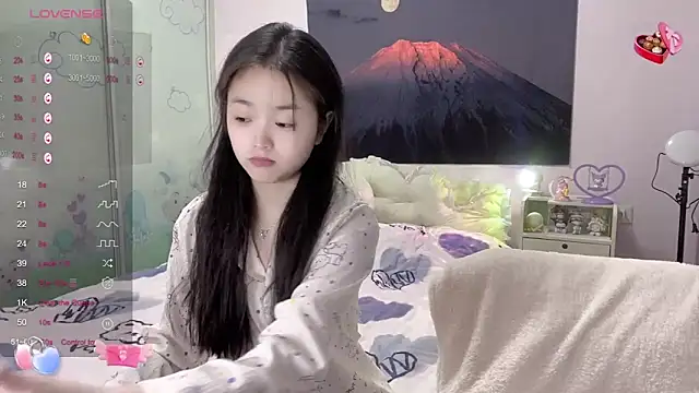 Mia-6688 online show from 02.13.25