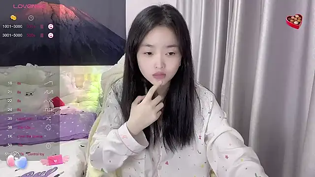 Mia-6688 online show from 02.26.25
