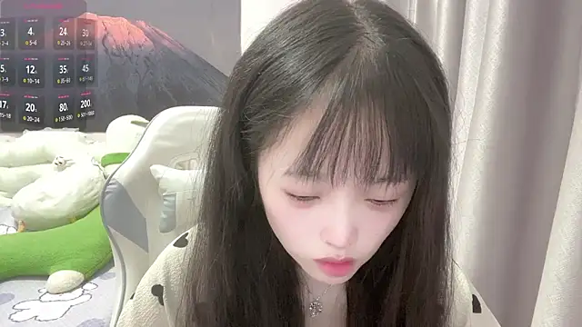 Mia-6688 online show from 09.18.25