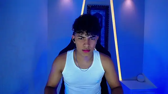 jamescurli  online show from 01.09.25