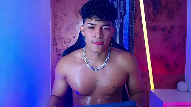 jamescurli  online show from 02.07.25