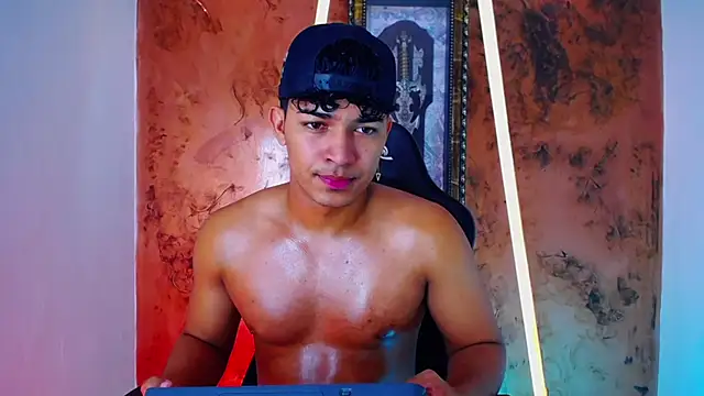 jamescurli  online show from 02.13.25
