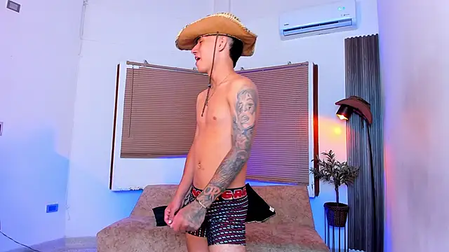 Sexy BoysW online show from 09.27.25