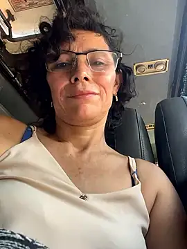 Snapshot of MireyaTorresGu chatting on 01.18.26 MireyaTorresGu online show from 01.18.26