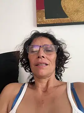 Snapshot of MireyaTorresGu chatting on 02.20.26 MireyaTorresGu online show from 02.20.26