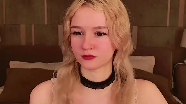 NaomiLoys online show from 03.10.25