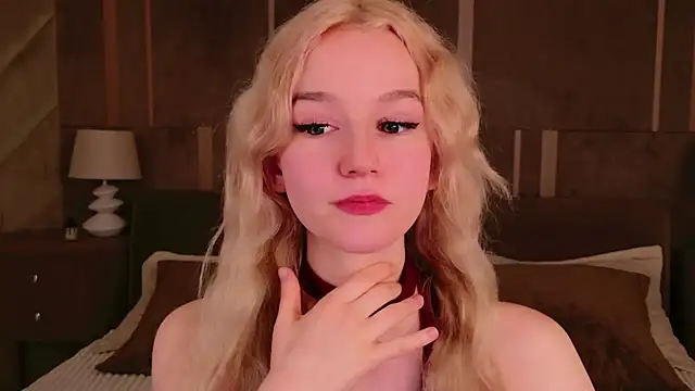 NaomiLoys online show from 03.22.25