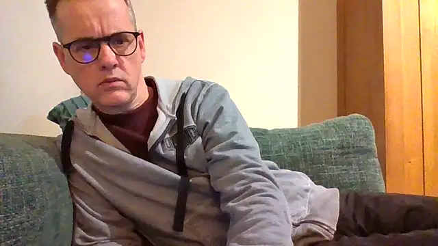 Snapshot of Hectorthyssen1 chatting on 01.03.25 Hectorthyssen1 online show from 01.03.25