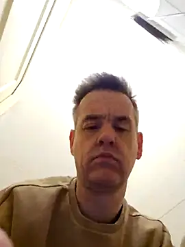 Snapshot of Hectorthyssen1 chatting on 01.18.25 Hectorthyssen1 online show from 01.18.25