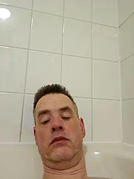 Snapshot of Hectorthyssen1 chatting on 01.31.25 Hectorthyssen1 online show from 01.31.25