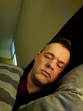 Snapshot of Hectorthyssen1 chatting on 02.16.25 Hectorthyssen1 online show from 02.16.25