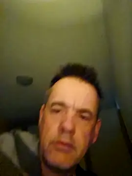 Snapshot of Hectorthyssen1 chatting on 03.04.25 Hectorthyssen1 online show from 03.04.25