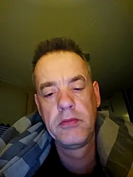 Snapshot of Hectorthyssen1 chatting on 03.15.25 Hectorthyssen1 online show from 03.15.25