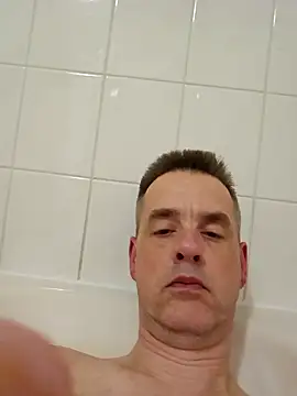 Snapshot of Hectorthyssen1 chatting on 03.17.25 Hectorthyssen1 online show from 03.17.25