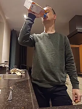 Hectorthyssen1 online show from 02.11.26