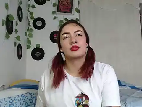 Hannafoster online show from 12.04.24