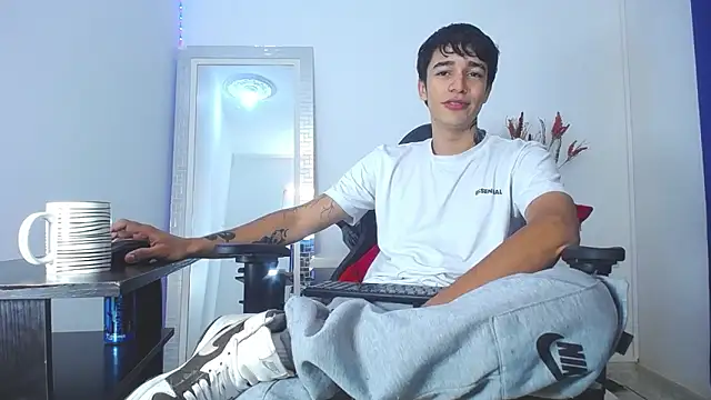 Zacktk7 online show from 02.04.25