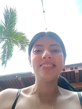 Baby Niels online show from 10.24.25