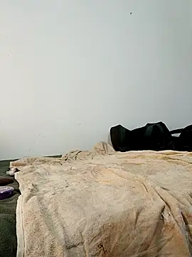 jhonyhot9292 online show from 04.04.26