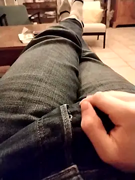 Snapshot of JulesG18 chatting on 02.21.26 JulesG18 online show from 02.21.26