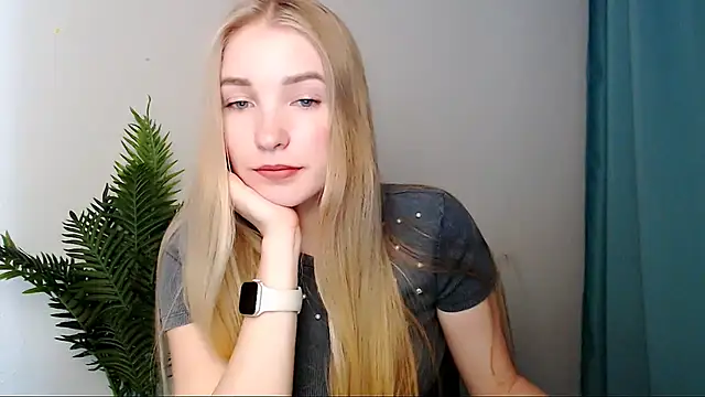 Queen ofLove online show from 03.20.26