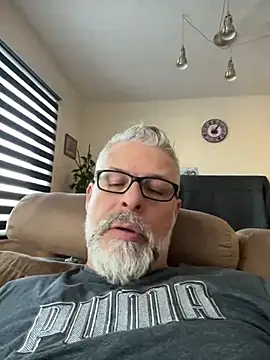 Silverfoxxx-73 online show from 12.22.24