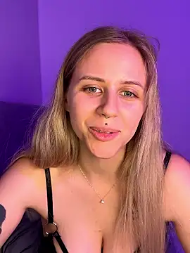 lunawolf21 online show from 01.08.26