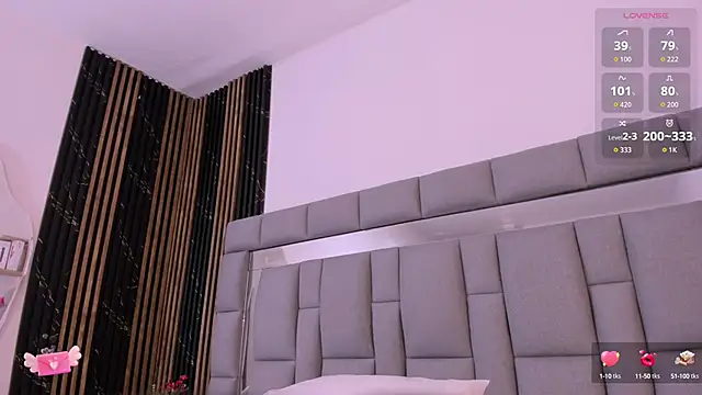 vivianne scott online show from 10.17.25