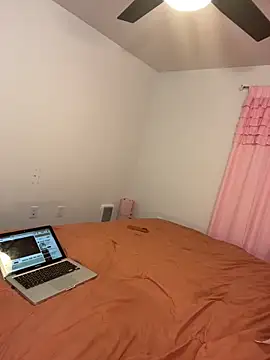 Snapshot of Alexkapriii3 chatting on 02.04.26 Alexkapriii3 online show from 02.04.26