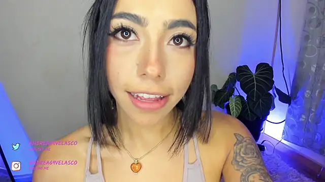 AndreaVelasco online show from 01.30.25