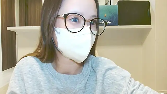 Snapshot of _hina_chan_ chatting on 10.15.25 hina chan online show from 10.15.25