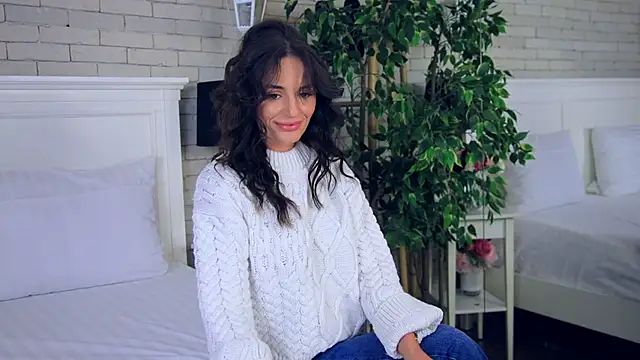 CarlaWhite online show from 10.09.25