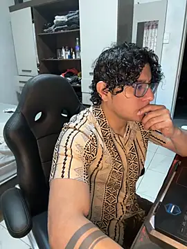 Snapshot of ikkipro chatting on 02.26.26 ikkipro online show from 02.26.26