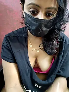 Snapshot of deslisexpriya chatting on 02.07.25 deslisexpriya online show from 02.07.25
