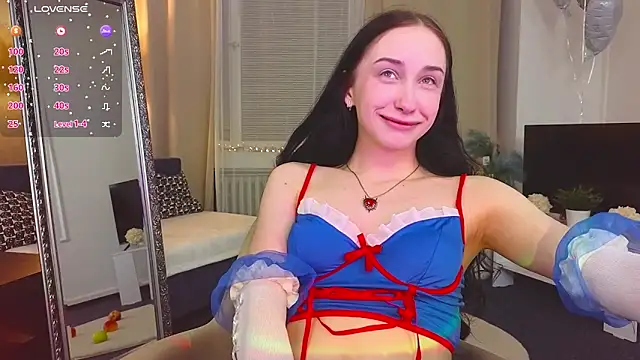 AlicePlayss online show from 02.18.25