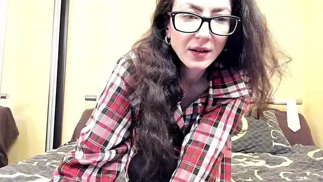 Baby Jewel online show from 02.21.26