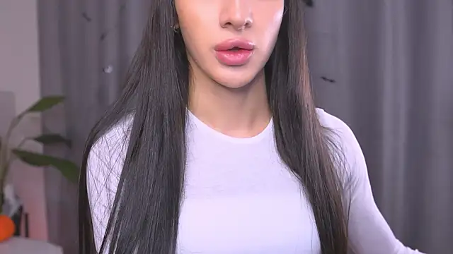 Kim Oberlin  online show from 10.25.25