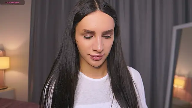 Kim Oberlin  online show from 11.05.25