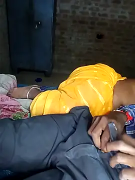 Snapshot of kumarigirl chatting on 10.18.25 kumarigirl online show from 10.18.25