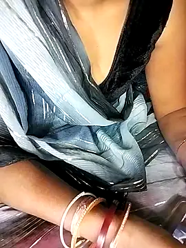 Snapshot of kumarigirl chatting on 11.09.25 kumarigirl online show from 11.09.25