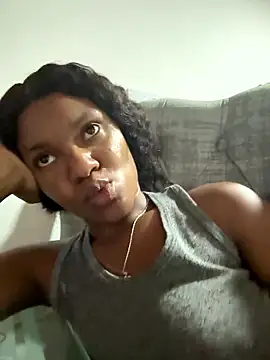 SophiaSmiiths  online show from 01.13.26