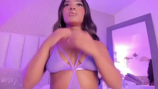 Snapshot of SophiaSmiiths_ chatting on 02.11.26 SophiaSmiiths online show from 02.11.26