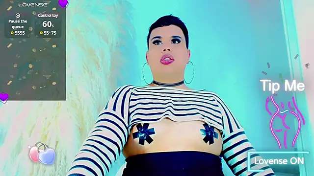 Snapshot of nauthyvalentina chatting on 02.12.25 nauthyvalentina online show from 02.12.25