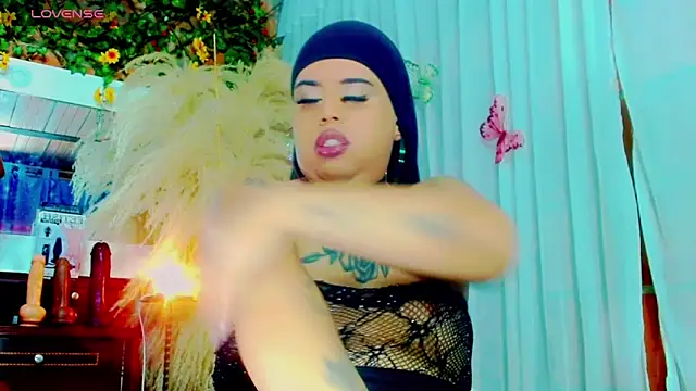 nauthyvalentina online show from 03.17.26