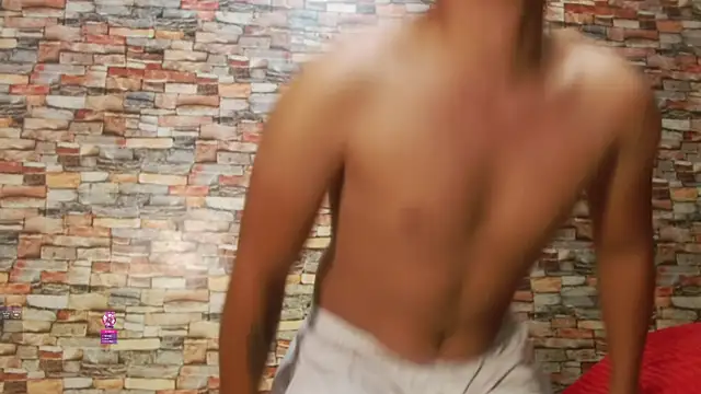 Snapshot of couple_lovelyds chatting on 10.05.25 couple lovelyds online show from 10.05.25