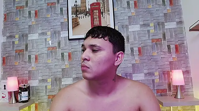 Snapshot of couple_lovelyds chatting on 10.17.25 couple lovelyds online show from 10.17.25