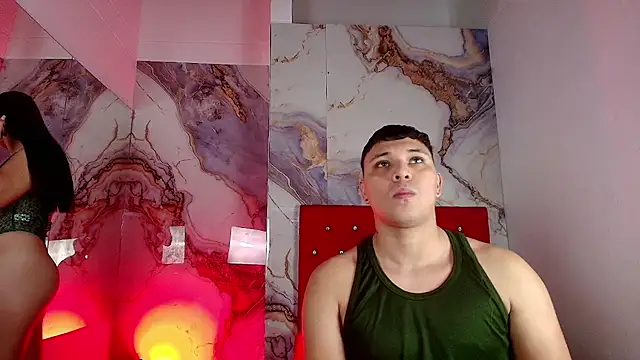 Snapshot of couple_lovelyds chatting on 12.14.25 couple lovelyds online show from 12.14.25