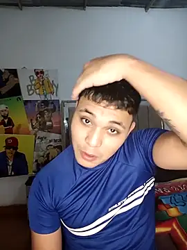 Snapshot of couple_lovelyds chatting on 02.01.26 couple lovelyds online show from 02.01.26