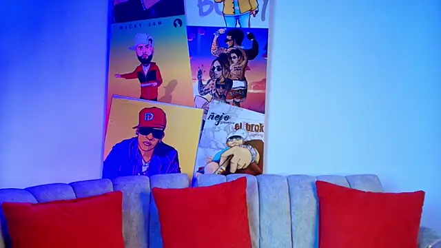 Snapshot of couple_lovelyds chatting on 02.19.26 couple lovelyds online show from 02.19.26